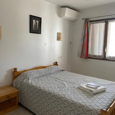 Lejlighed Cala Montgo 15 Ac